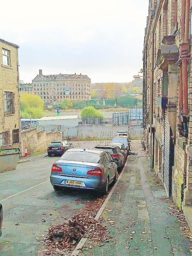 Double Room Close To Bradford University And City Centre Exterior foto